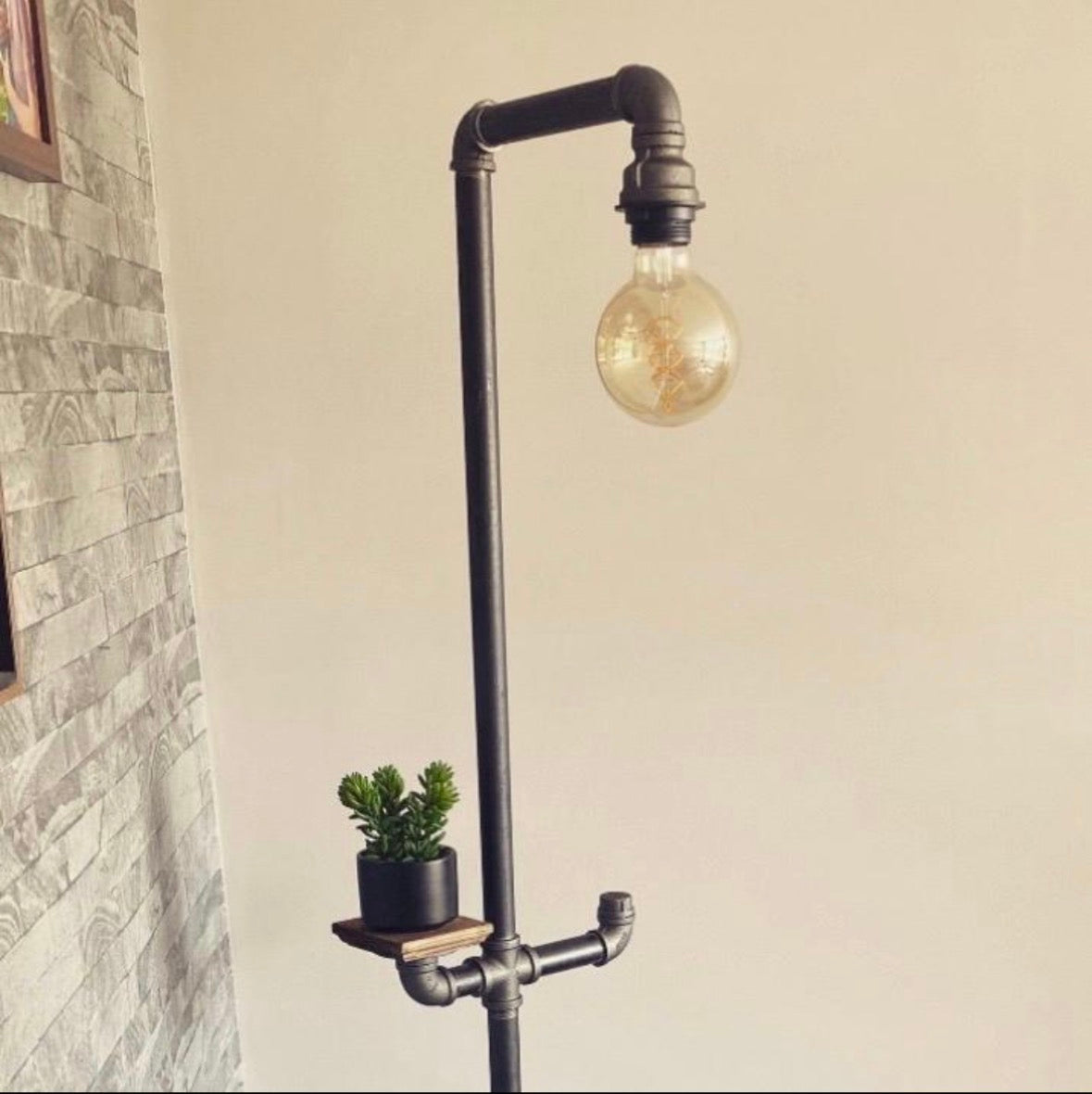 Industrial Pipe Floor Lamp with Shelf – Steampunk Edison Standing Lamp – Vintage Loft Style Lighting